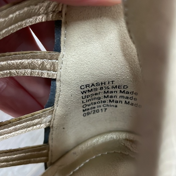 NIB Kenneth Cole Reaction Crash It Iridescent Blue Pink Open Glitter Heels 8.5 - Picture 7 of 8